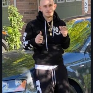 Meet your Posher, Brandon